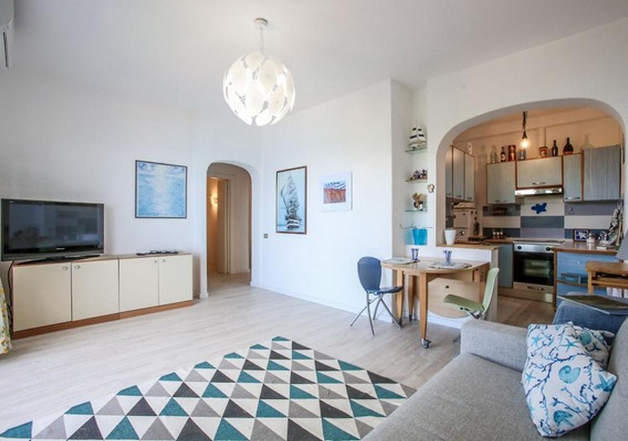 Апартаменты Terrace Sea View Порто Санто Стефано Экстерьер фото